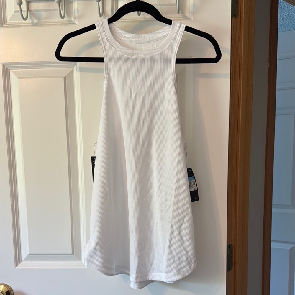 Nike White Sleeveless Tank Top